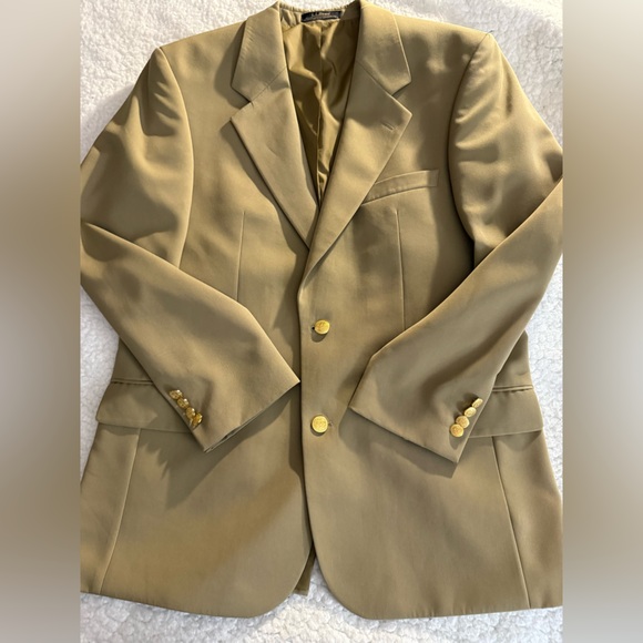 L.L. Bean Other - L.L. Bean Khaki tan Men's Blazer suit jacket with gold buttons 40R